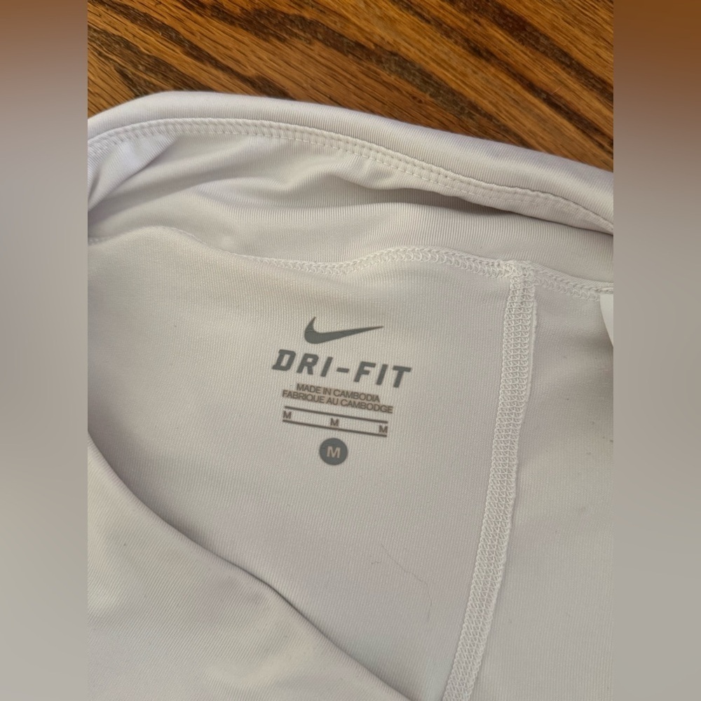 Nike | Dri-Fit White Tennis - Golf - Pickleball Skort - Size M - Picture 5 of 5